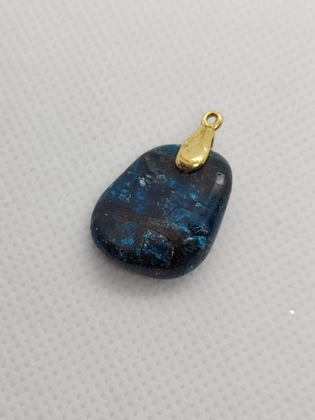 Apatite Pendant